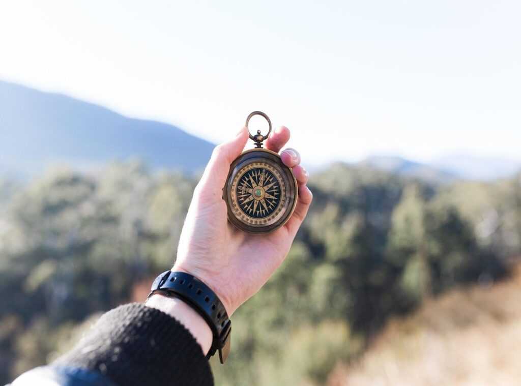 solo travel safety tips