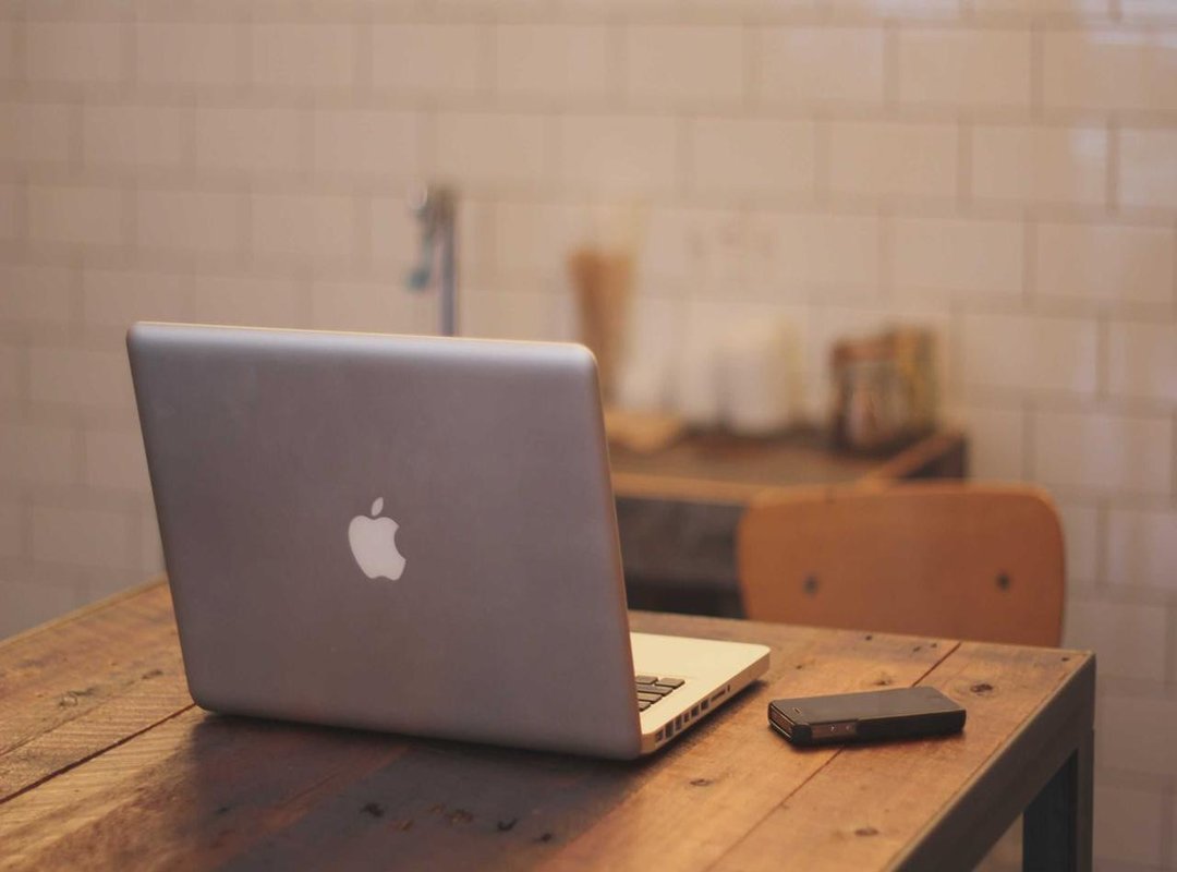 Beyond the App Store: Unique Sources for Elite Wallpapers